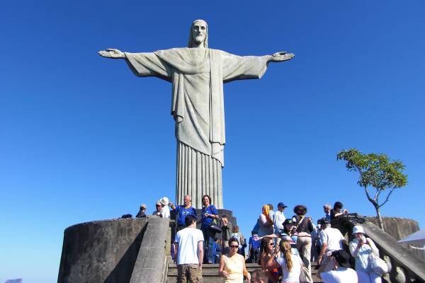 مجسمه مسیح در برزیل