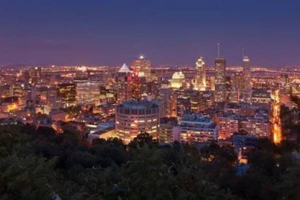 گشت شبانه در مونترال